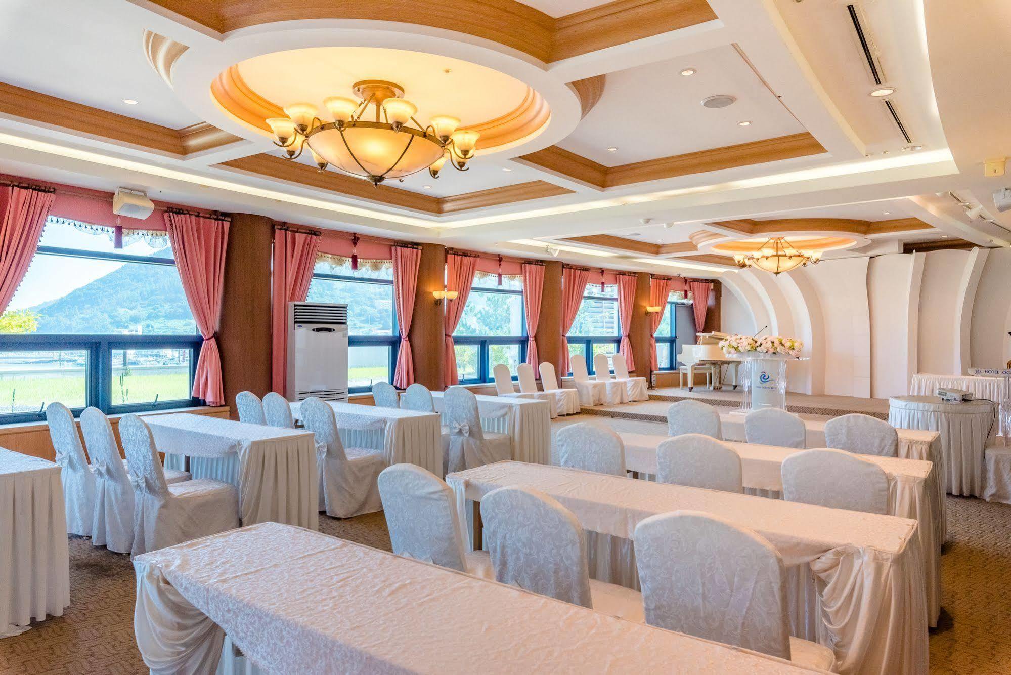 Hotel Homefourest Geoje Εξωτερικό φωτογραφία