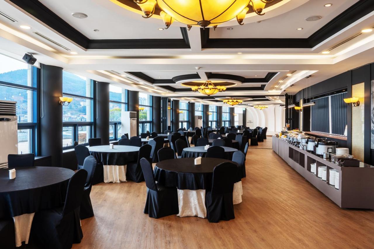 Hotel Homefourest Geoje Εξωτερικό φωτογραφία