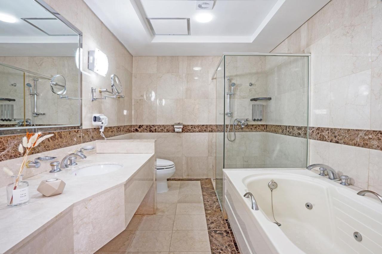 Hotel Homefourest Geoje Εξωτερικό φωτογραφία