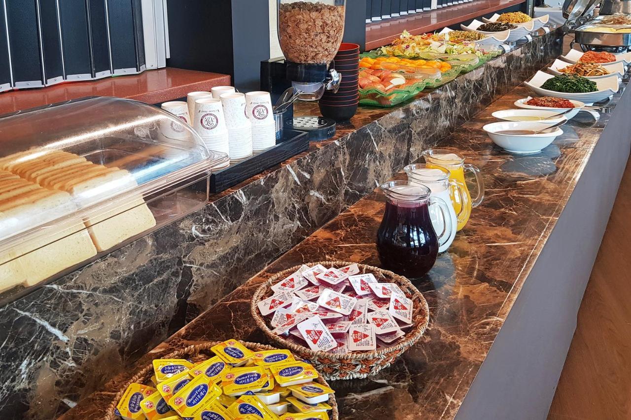 Hotel Homefourest Geoje Εξωτερικό φωτογραφία
